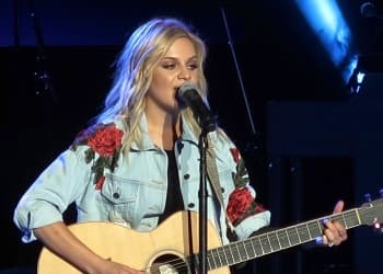 Kelsea Ballerini